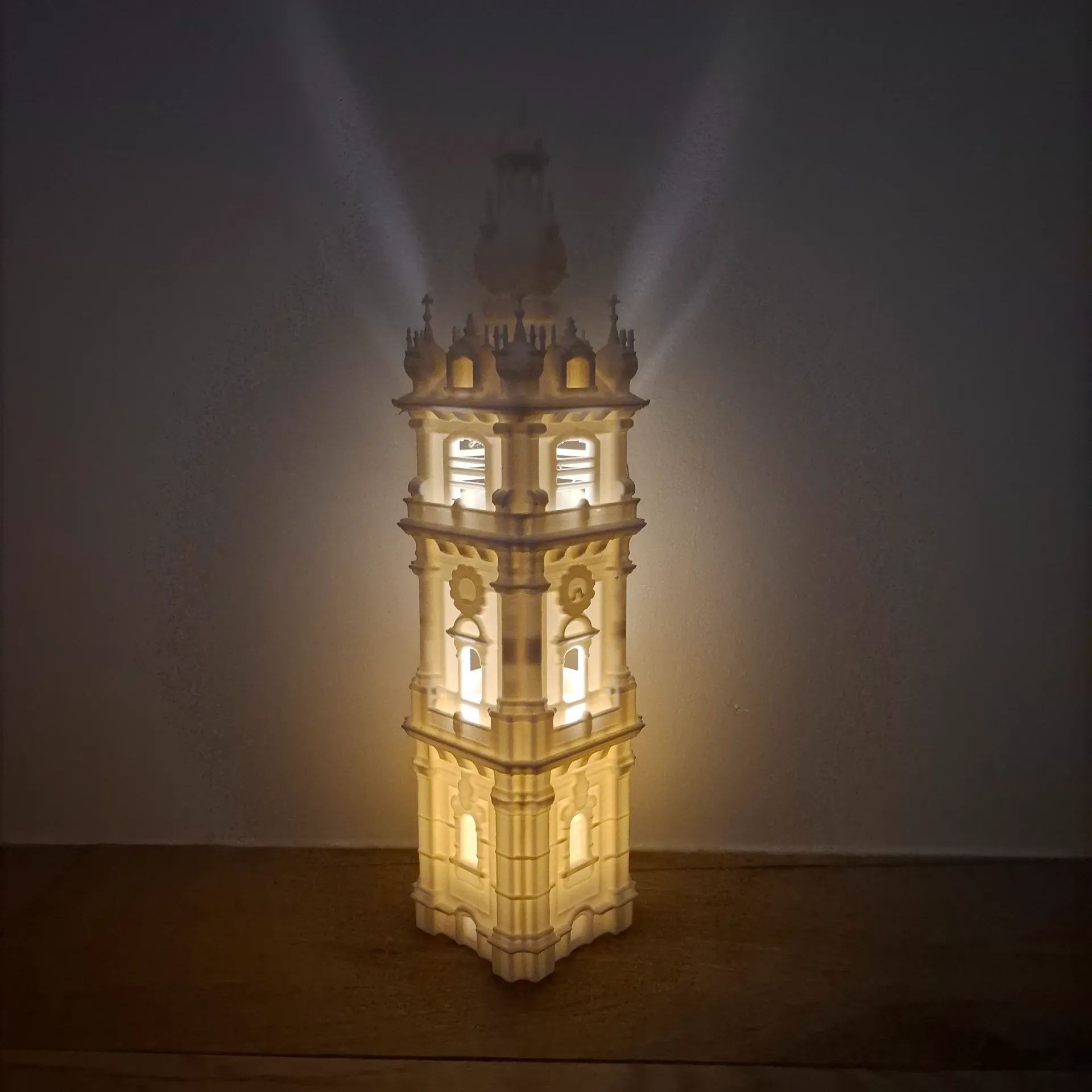 Doudou - Beffroi avec bougie sur pile