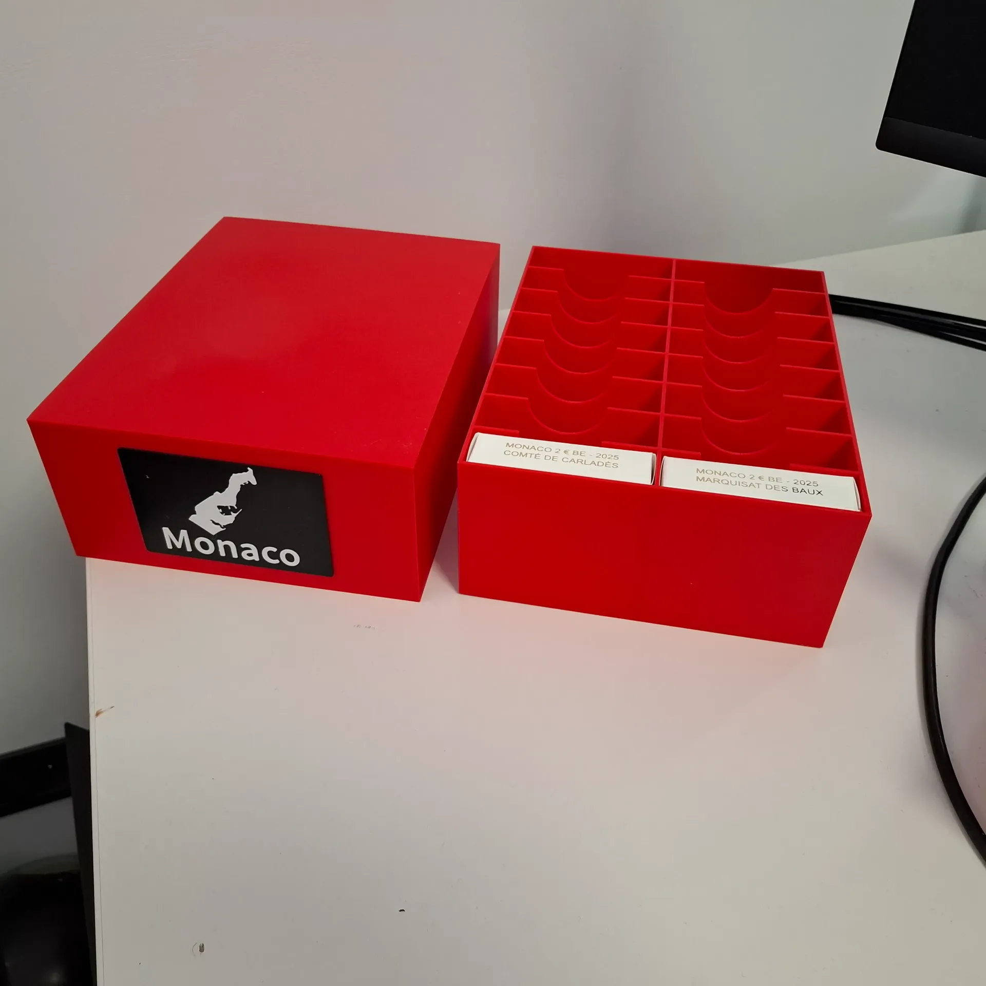 Rangement pour pièces commémoratives 2€ - BE - Monaco - Rouge